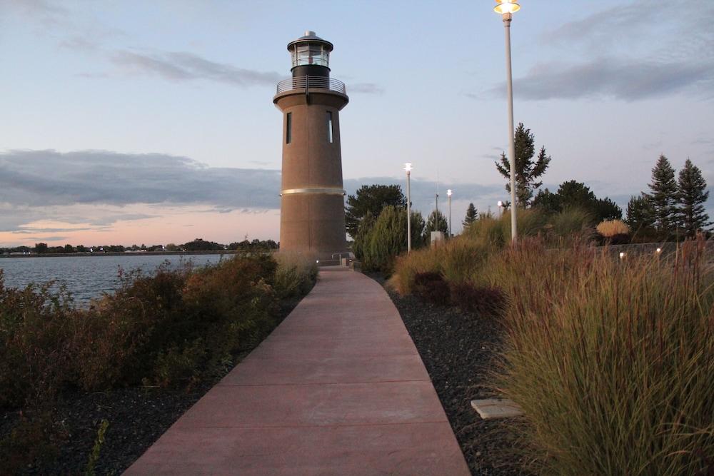 Clover Island Inn Kennewick Eksteriør billede