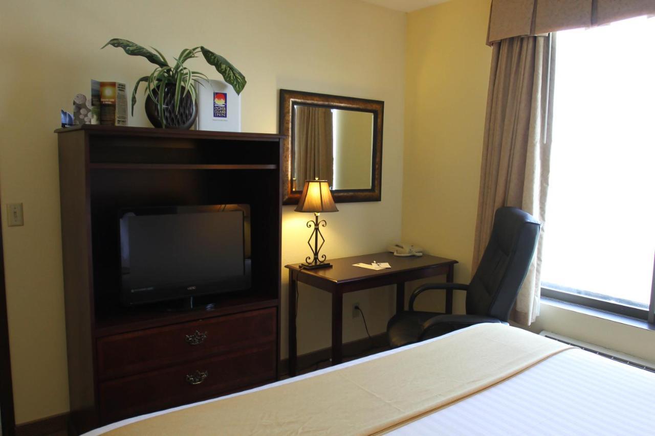 Clover Island Inn Kennewick Eksteriør billede